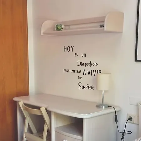 Сasa de vacaciones Acogedora Y Confortable Casa Familiar En *