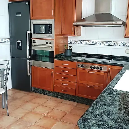Сasa de vacaciones Acogedora Y Confortable Casa Familiar En