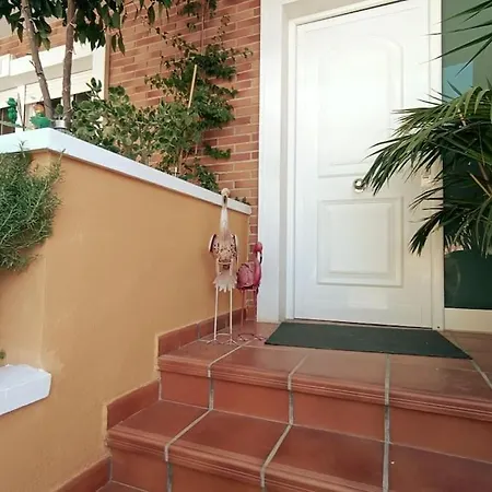 Acogedora Y Confortable Casa Familiar En * L'Olleria