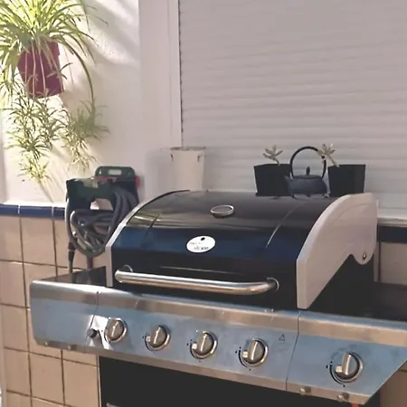 Acogedora Y Confortable Casa Familiar En Сasa de vacaciones L'Olleria