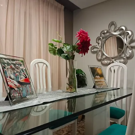 Acogedora Y Confortable Casa Familiar En Сasa de vacaciones L'Olleria